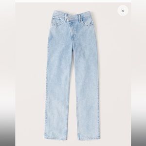 Abercrombie & Fitch Criss Cross Jeans